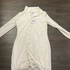 White long sleeve dress
